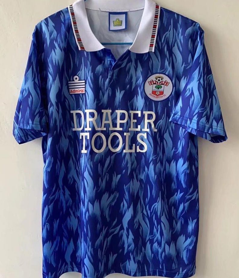 1992 Southampton
Away - Retro Jersey