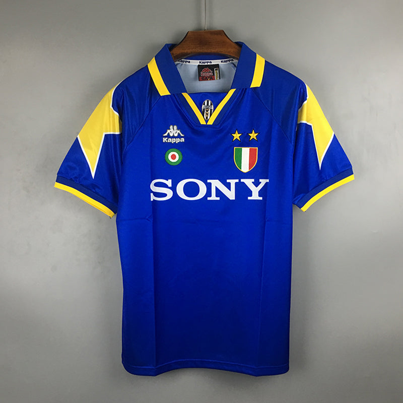 1995 - 1997 Juventus Away - Retro Jersey