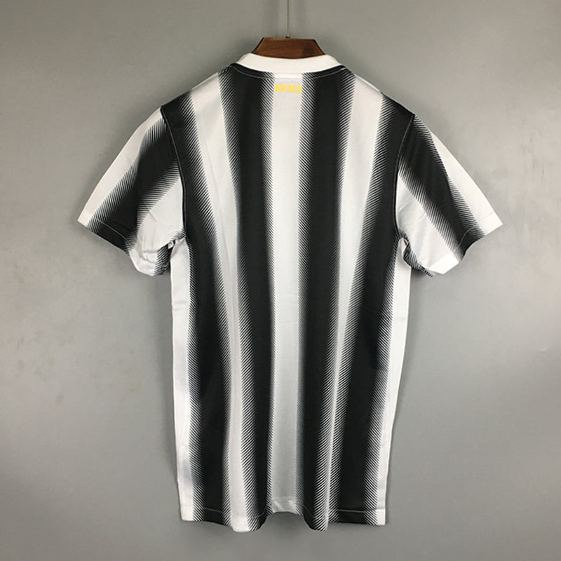 2011 - 2012 Juventus Home - Retro Jersey