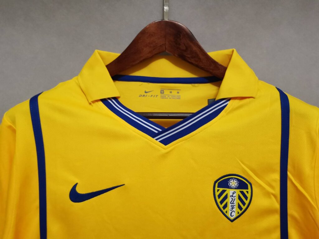 2000 - 2001 Leeds United Away KEWELL 10 Print - Retro Jersey