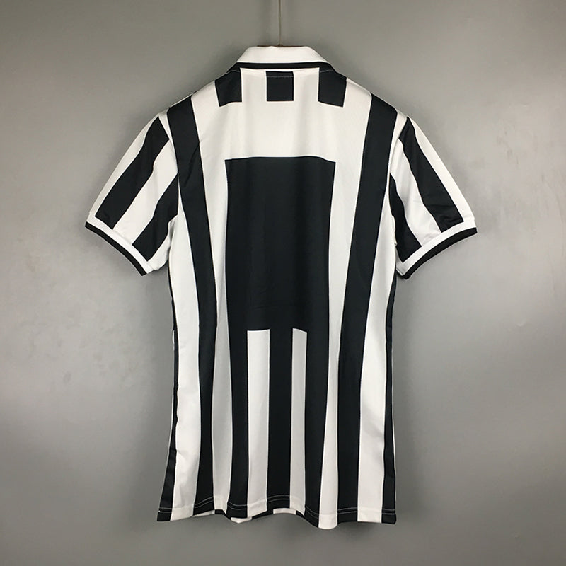 1995 - 1997 Juventus Home - Retro Jersey