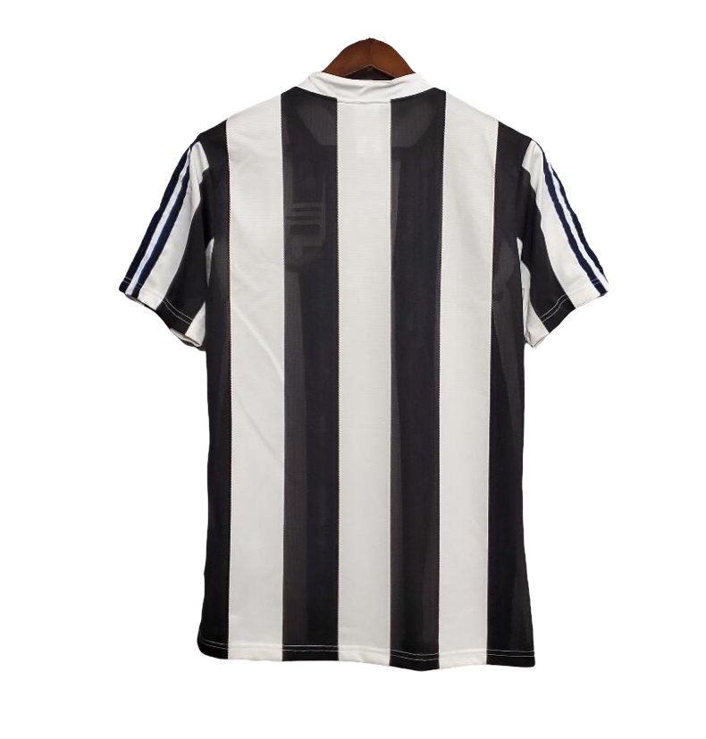 1995 - 1996 Newcastle Home - Retro Jersey