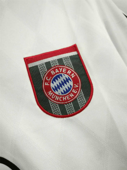 1995 - 1996 Bayern Munich Away - Retro Jersey