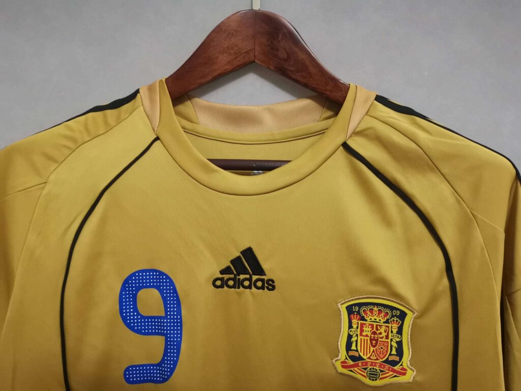 Spain 2008 Away - TORRES 9 Print - Retro Jersey