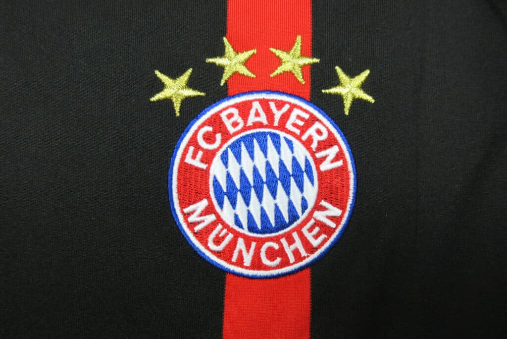 2014 - 2015 Bayern Munich
Away - Retro Jersey