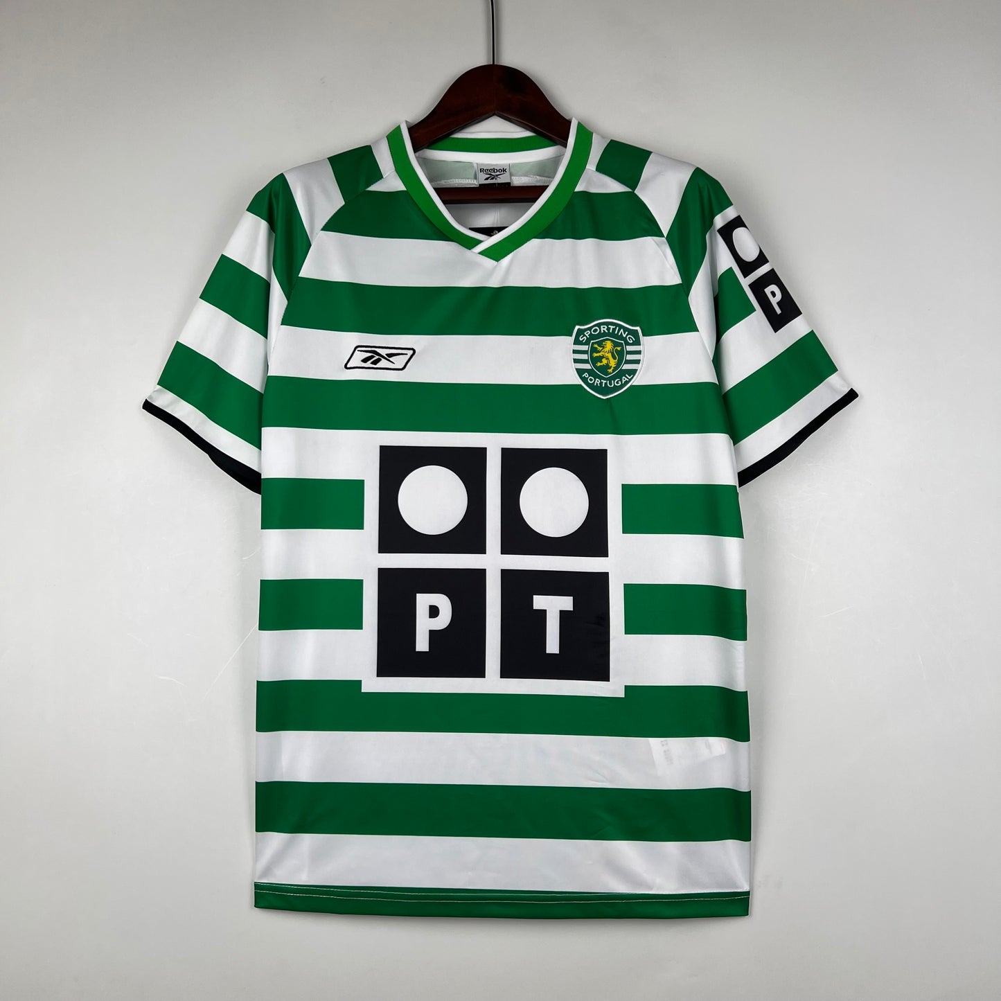 2003 - 2004 Sporting Lisbon
Home - Retro Jersey