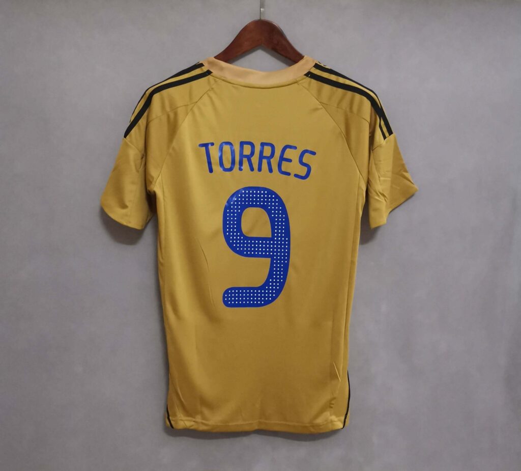 Spain 2008 Away - TORRES 9 Print - Retro Jersey