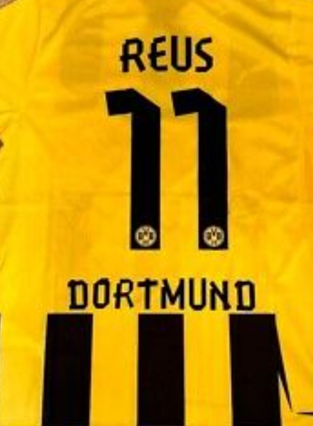 2012 - 2013 Borussia Dortmund - REUS 11 Print - Home - Retro Jersey