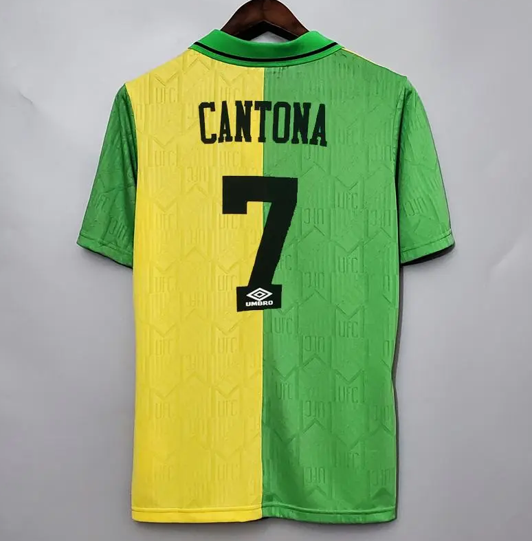 1992 - 1994 Manchester United Away - CANTONA 7 Print  - Retro Jersey