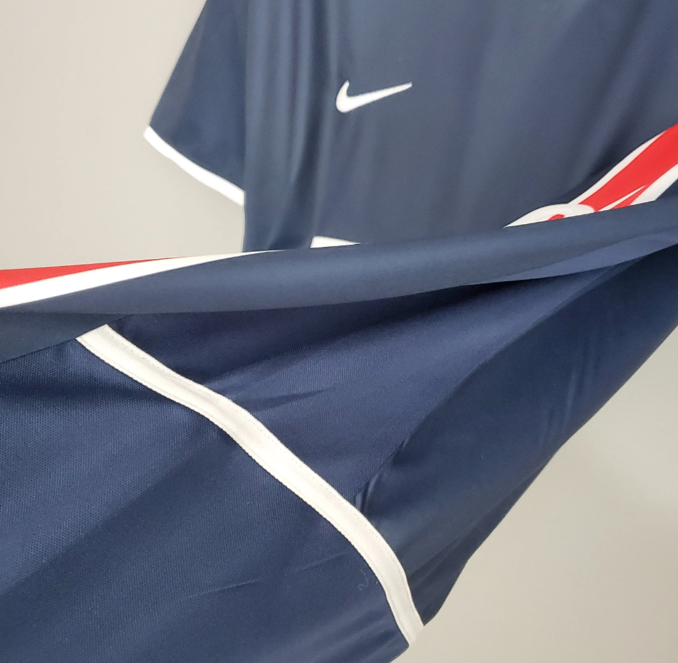 2002 - 2003 PSG
Home - Retro Jersey