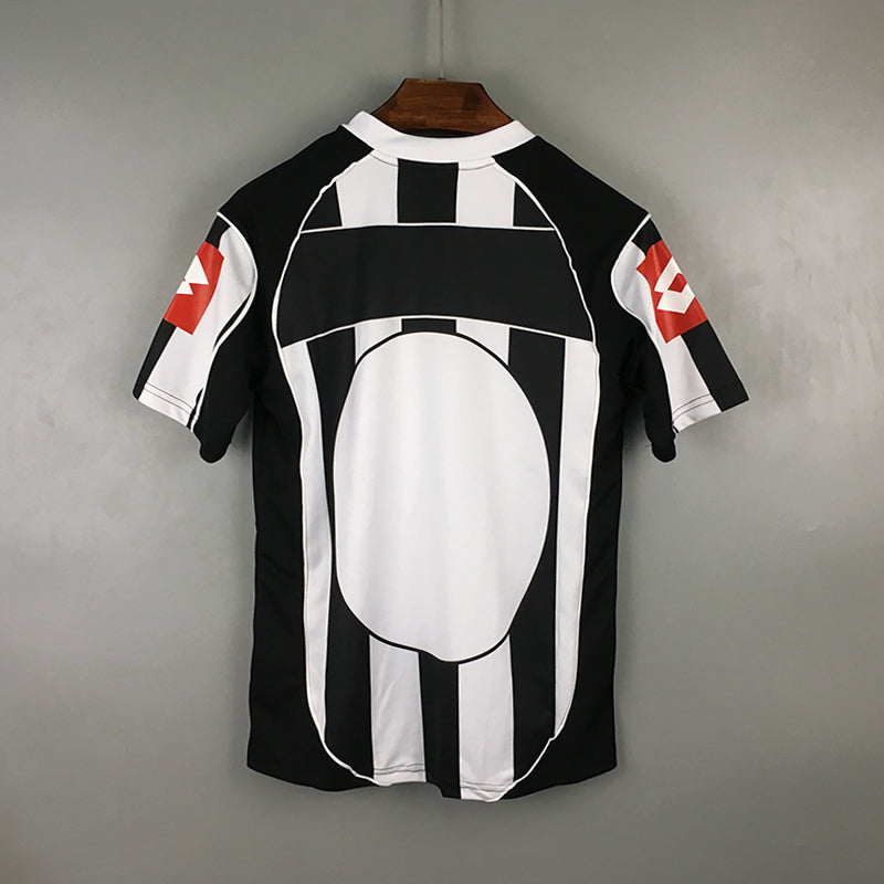 2002 - 2003 Juventus Home - Retro Jersey