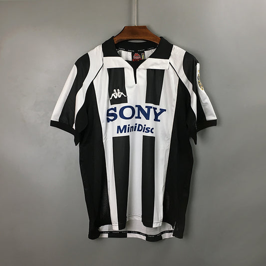 1997 - 1998 Juventus Home  - Retro Jersey