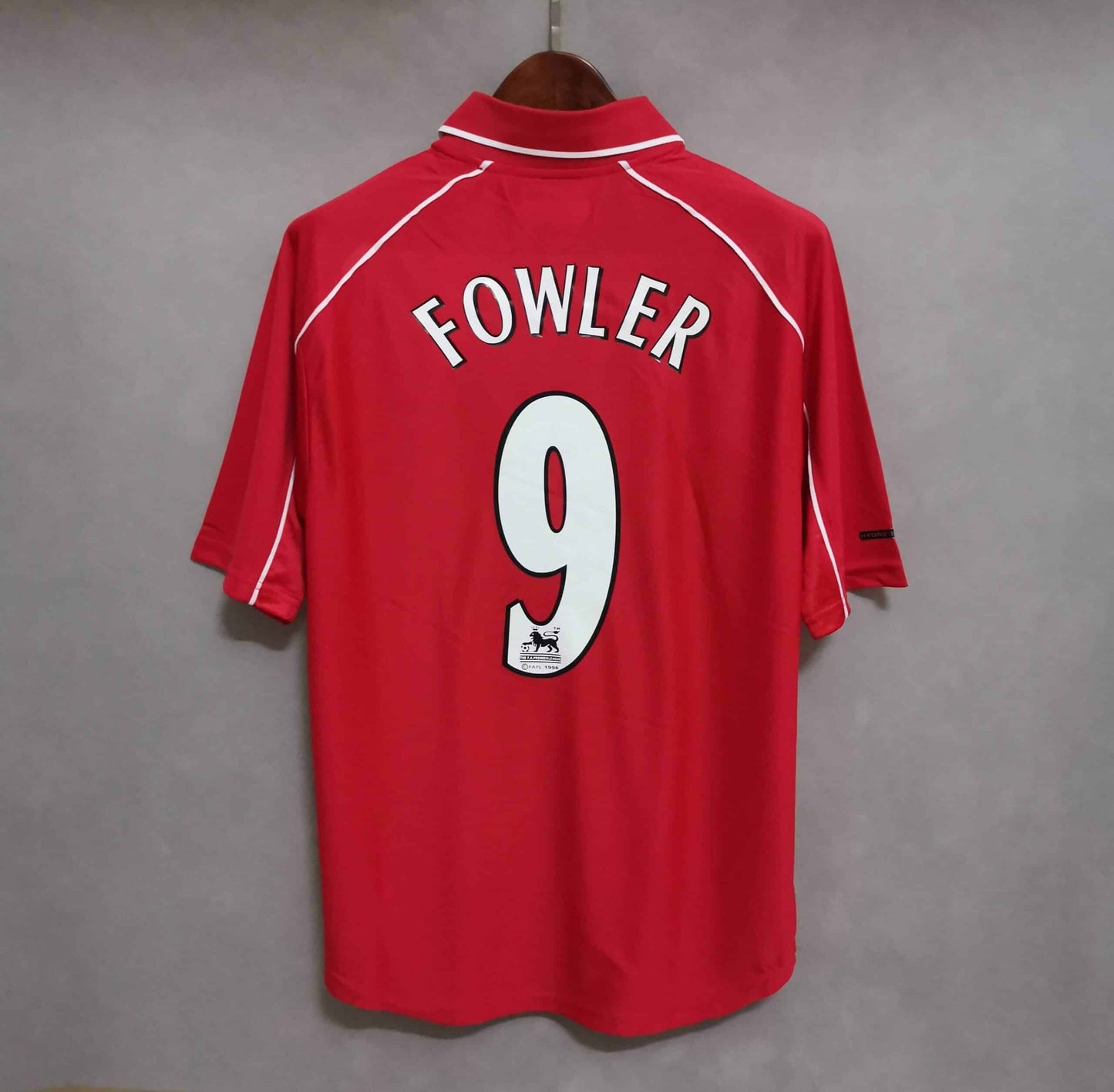 2001 - 2002 Liverpool Home - FOWLER 9 Print - Retro Jersey